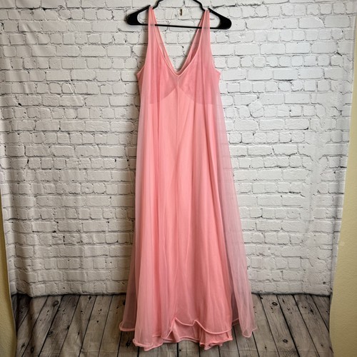 VTG Vanity Fair Nightgown Sheer Chiffon Nylon Lace Pink Glamour Lined Size 38/L - Picture 2 of 10