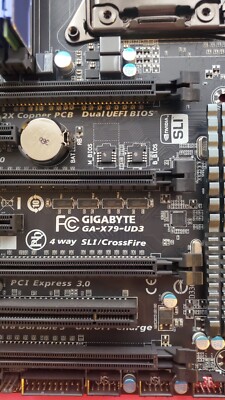 Kit Placa de baza GIGABYTE GA-X79-UD3, Intel Core i7 3820 3.6GHz