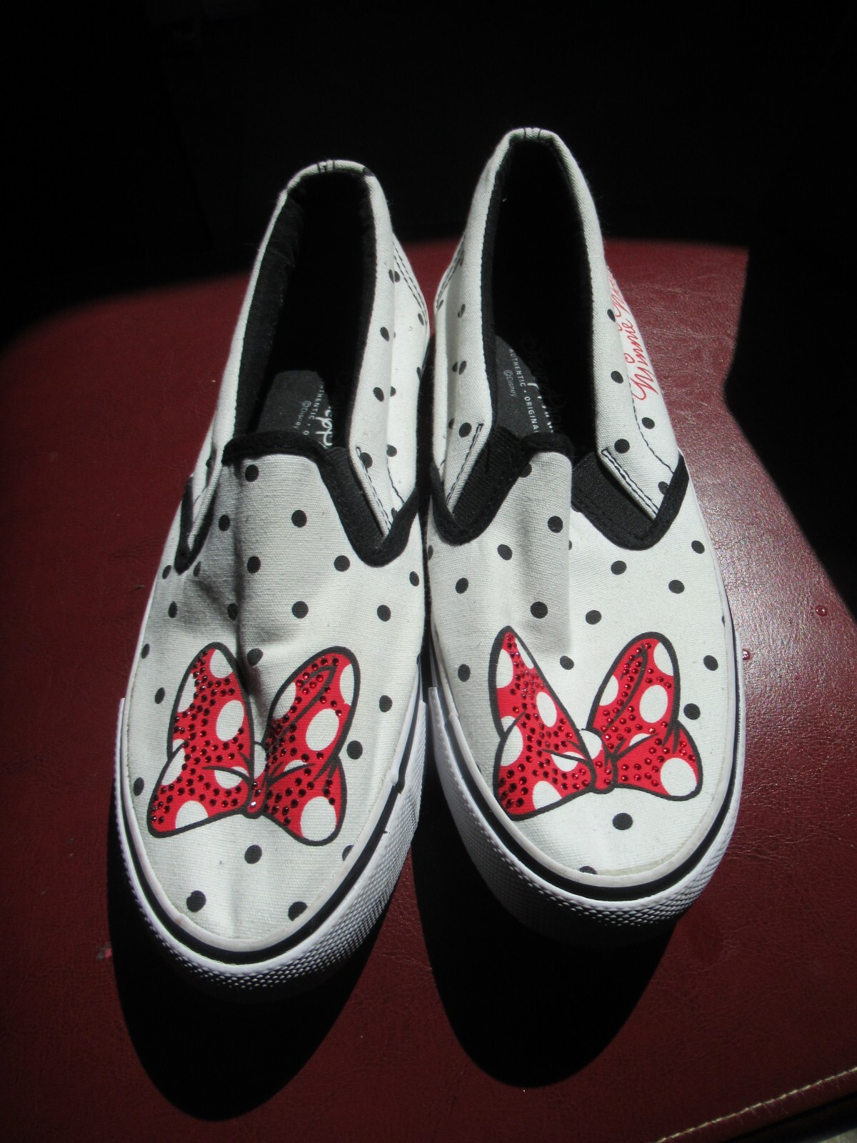Authentic Disney Store MINNIE MOUSE slip on Tennis Shoes Size