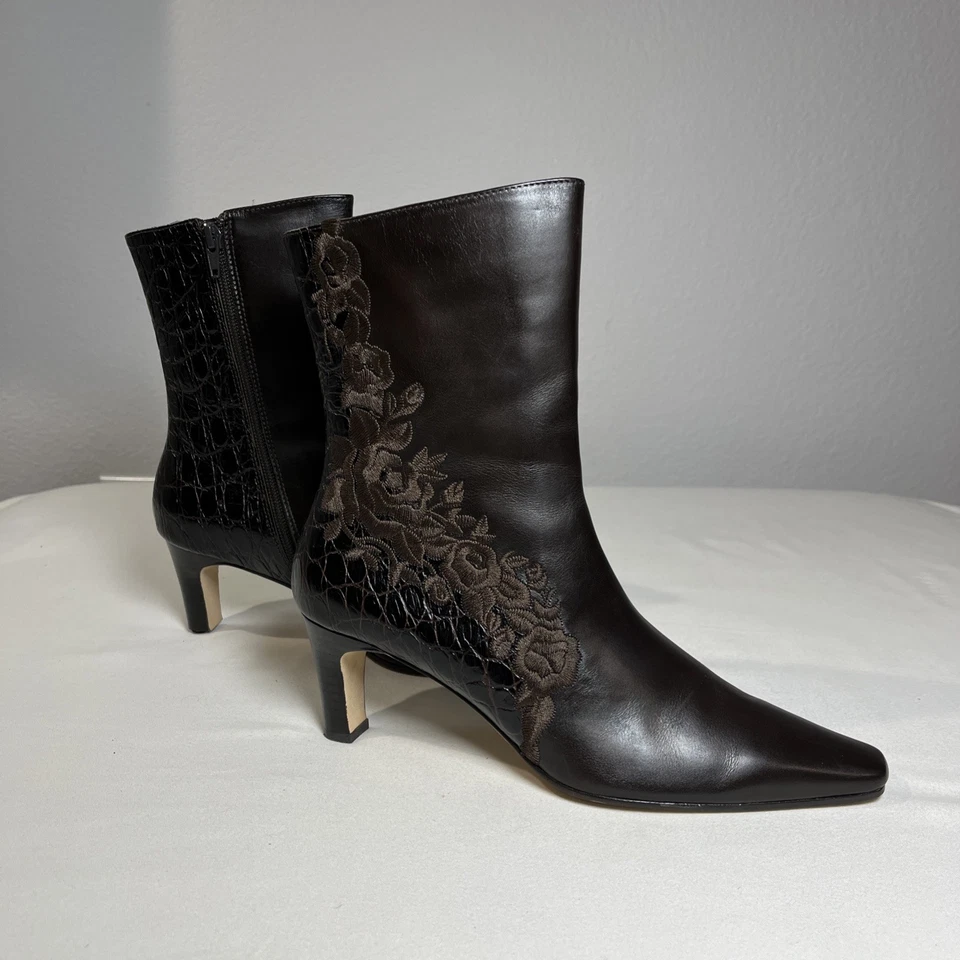 Botines y botines Vaneli para mujer 9 M marrón bordado Foto 2 de 4