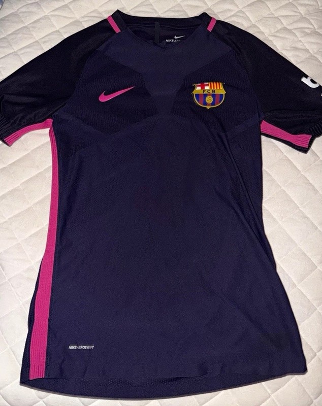 Nike FC Barcelona Lionel Messi #10 Soccer Jersey Navy/Pink Women’s Size S