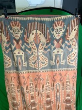 Vintage Traditional Handwoven Indonesian Sumba Ikat Textile 42 in x 106 in