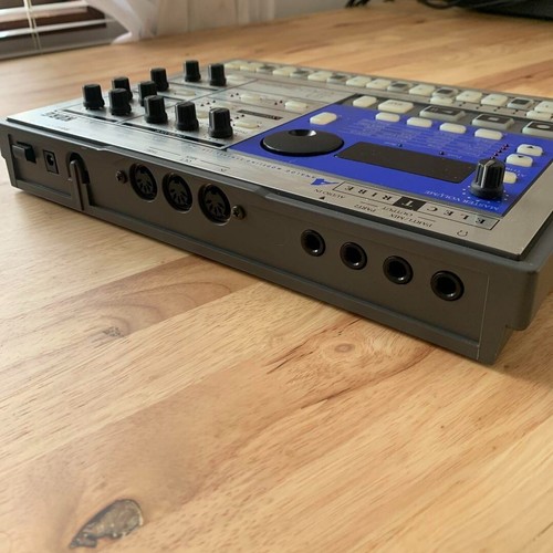 KORG ELECTRIBE A EA-1 Sintetizzatore Modellazione Analogica Groovebox Testato... - Foto 4 di 5