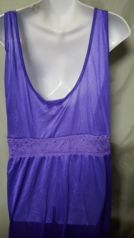 CONJUNTO PEIGNOIR ROXO camisola Amoureuse 41" de comprimento mais 3X 56" busto  - Imagem 4 de 4