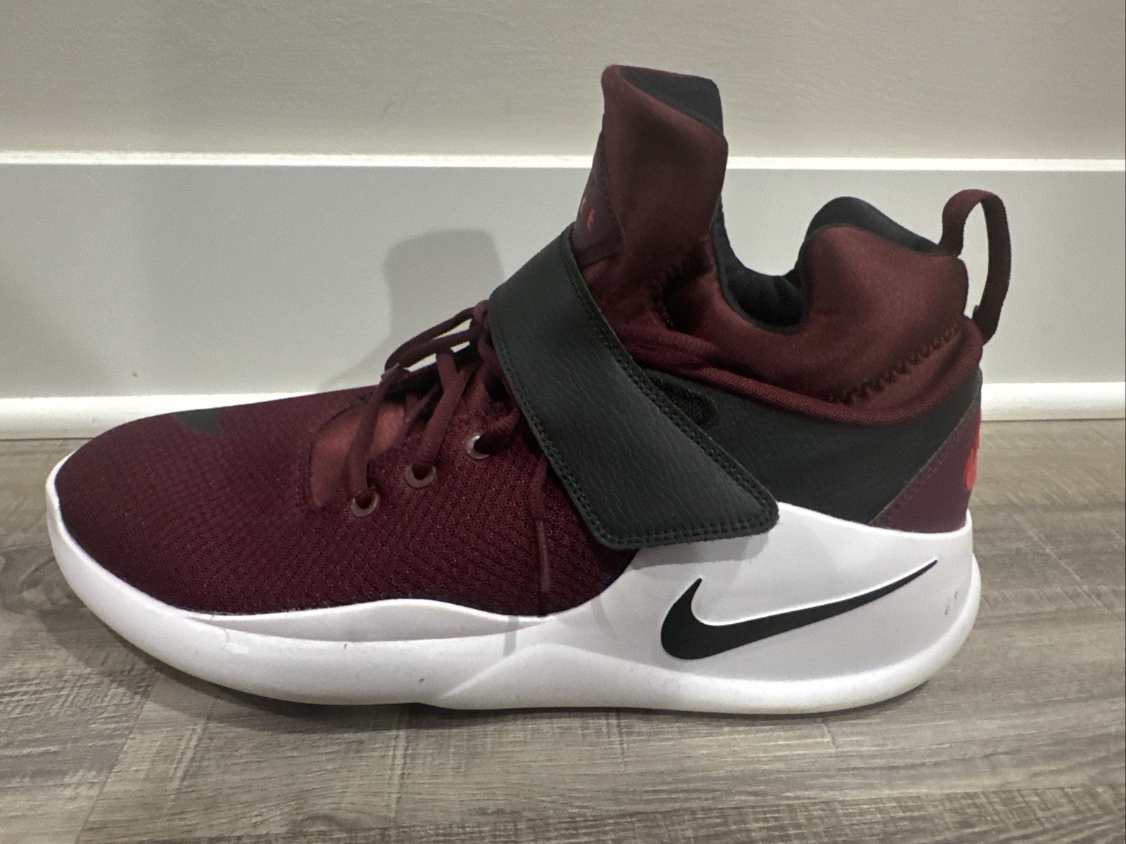 Nike Kwazi Maroon Sneakers Size 13 New Never Worn thumbnail 5