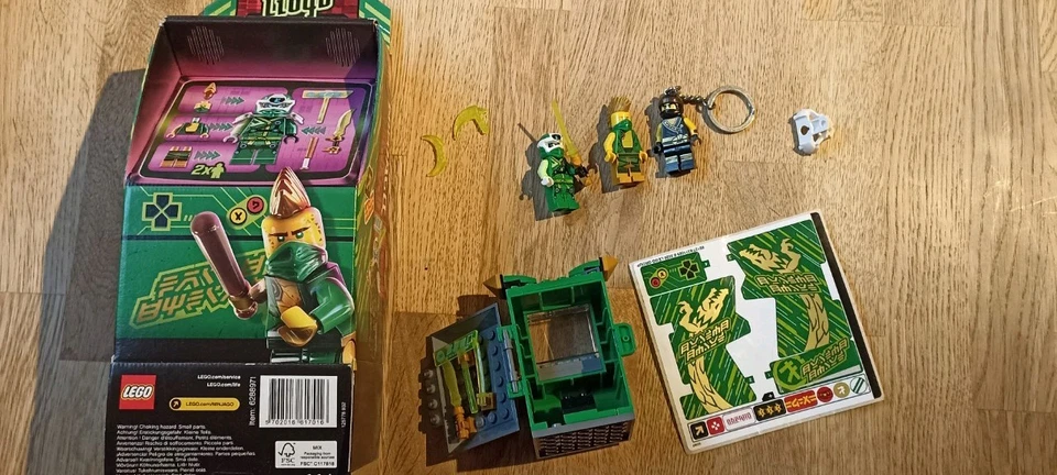 LEGO Ninjago 71716 Lloyd Avatar - Arcade Pod, Foto 1 von 5