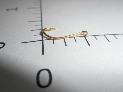 100 MUSTAD #10 LACHS FLIEGENBINDEN SCHNABELHAKEN UMGEKEHRT VERGOLDET XLONG SCHAFT 9561A - Bild 3 von 5