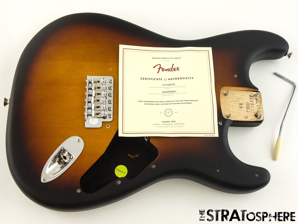 American Performer Fender Strat, BODY & HARDWARE, Pine 2TS