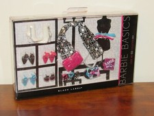 Barbie Basics Collection 001 Look No. 03 Accessory Pack NRFB 2009 R9932