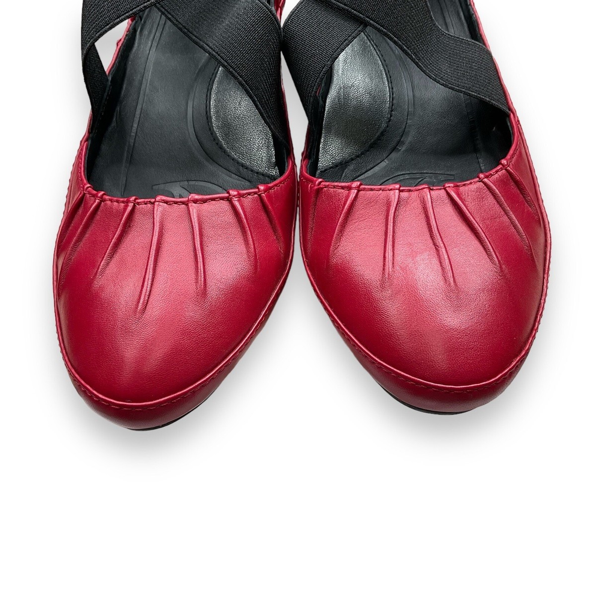 Nurture Womens Red Belizza Leather Elastic Cross Block Heel Nurture Womens Red Belizza Leather Elastic Cross Block Heel