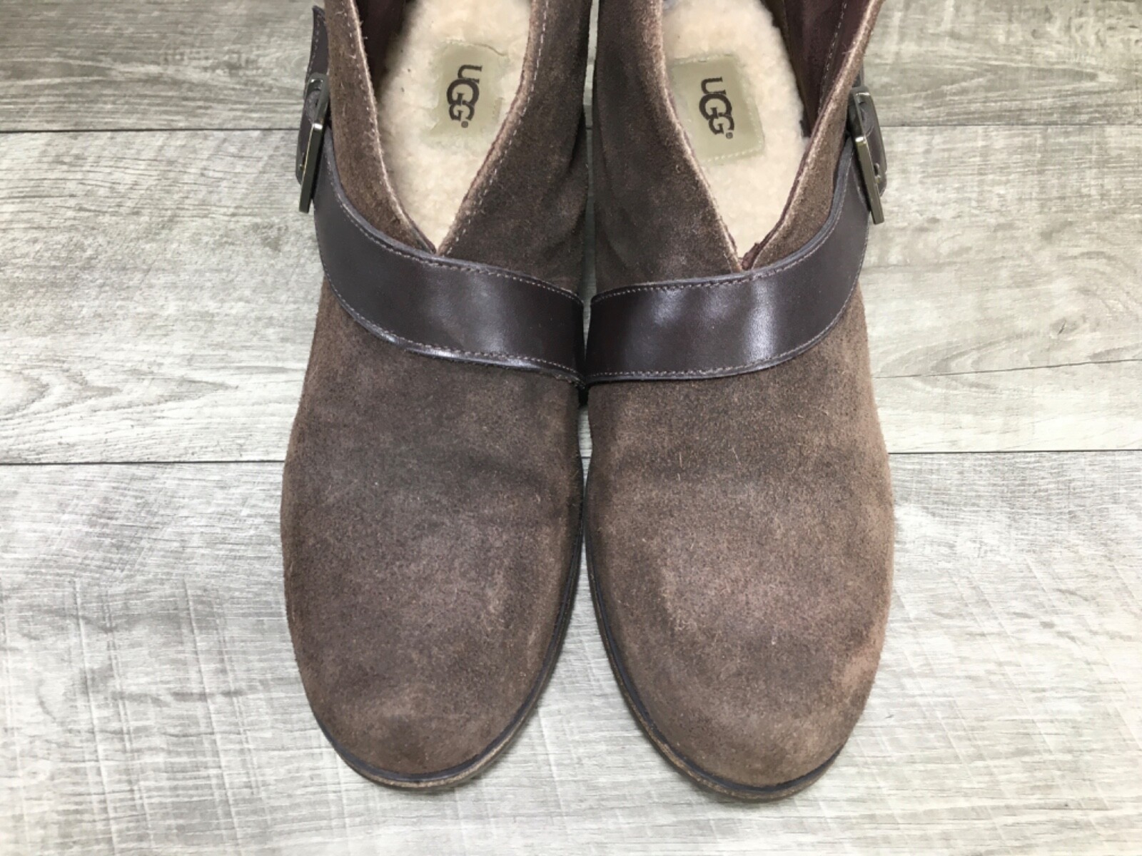 Women’s UGG Australia Shearling Wright Belted Sue… - image 4