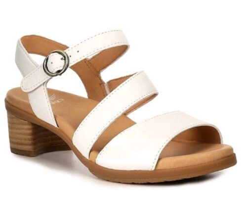 Dansko Tansy White Leather Sandals Women's Size 40 NEW no box Comfort Mature