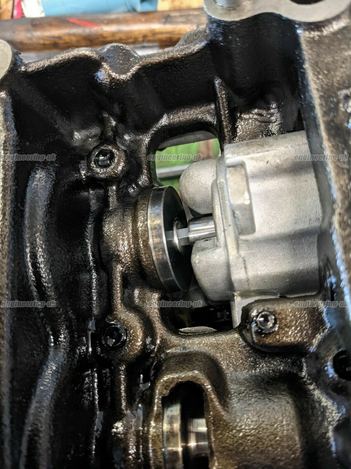 Audi A4 A6 VW Passat Golf 2.0 TDI oil pump balance shaft DIY fix BRE