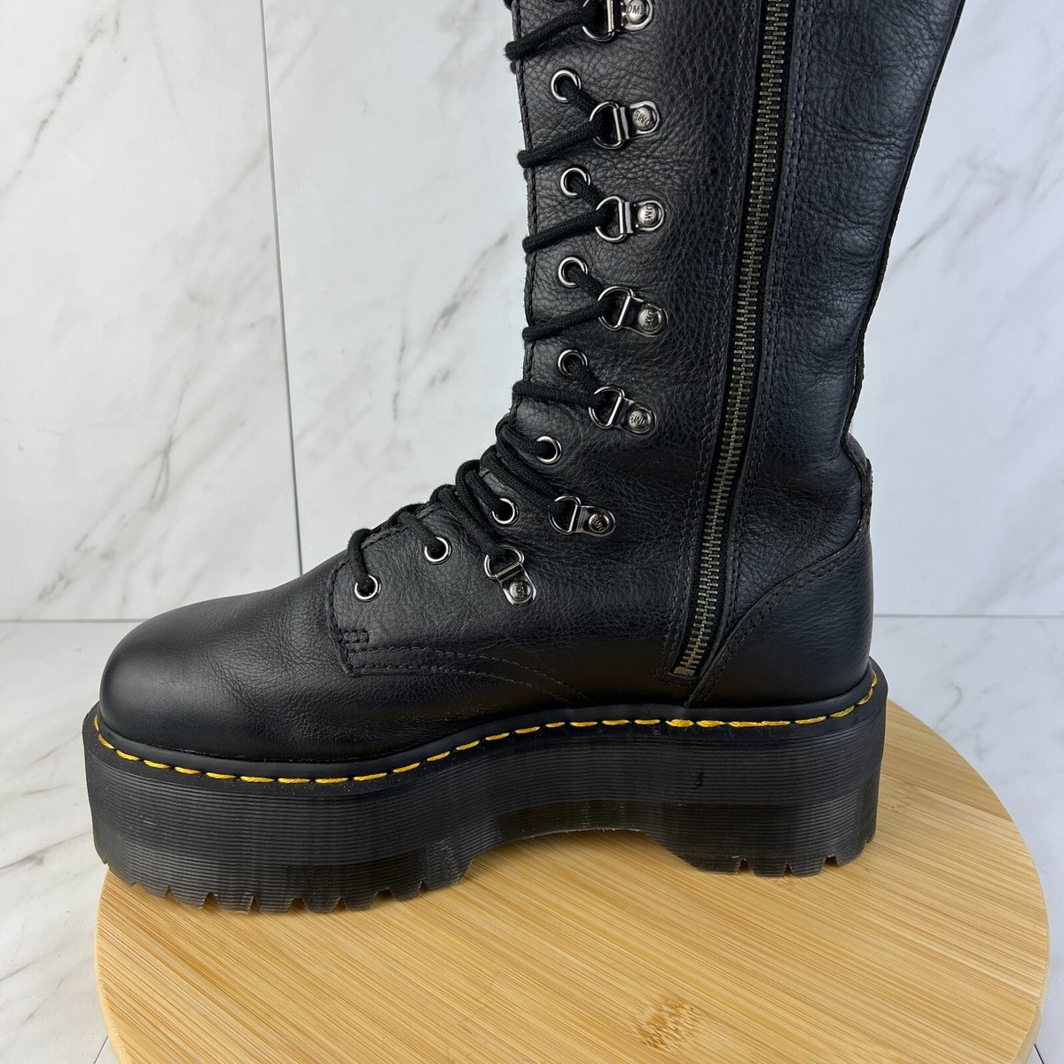 Dr. Doc Martens 1B60 Max HDW Womens Size 10 Black Knee High Dr. Doc Martens 1B60 Max HDW Womens Size 10 Black Knee High
