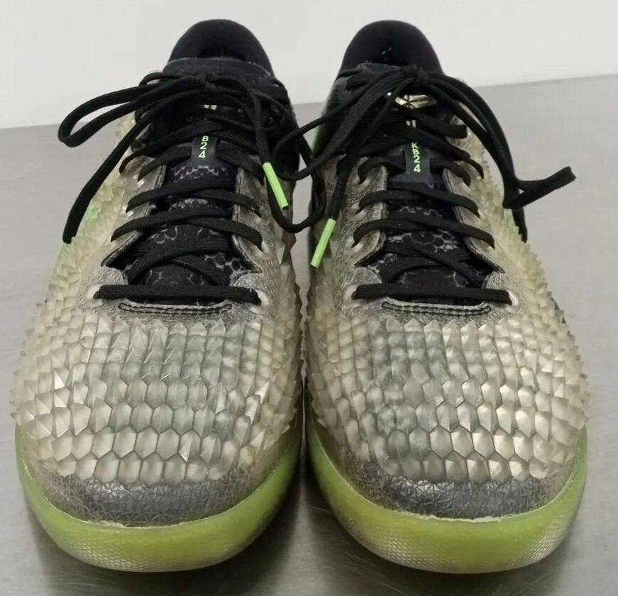 NIKE KOBE 10 Vinoカラー　27cm　中古 NIKE KOBE 10 Vinoカラー 27cm 中古 NIKE KOBE 10 Vinoカラー