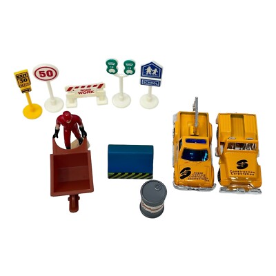 Suntoys Express Wheels Playset Road Signs, Worker, Tow Truck