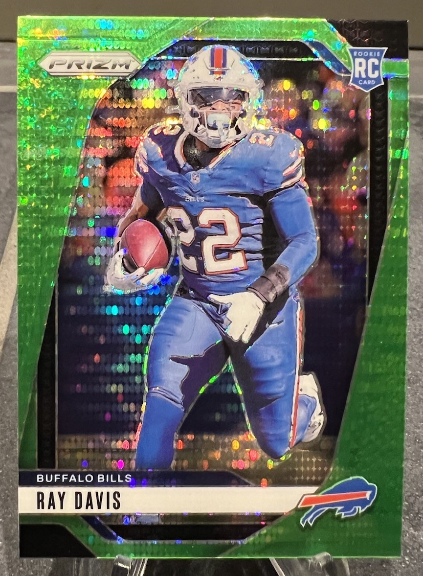 2024 Panini Prizm - Rookies Ray Davis #382 Neon Green Pulsar Prizm (RC)