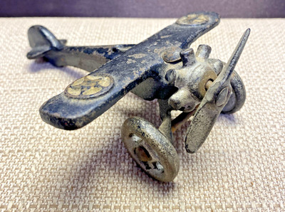 VINTAGE HUBLEY CAST IRON AIRPLANE