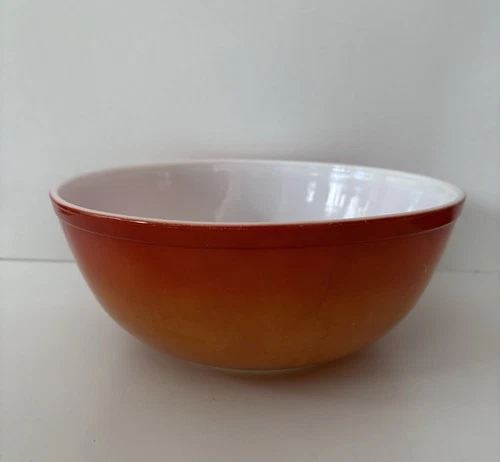 Vintage PYREX “Orange Flame” Red Orange #404 4 Qt Nesting Mixing Bowl