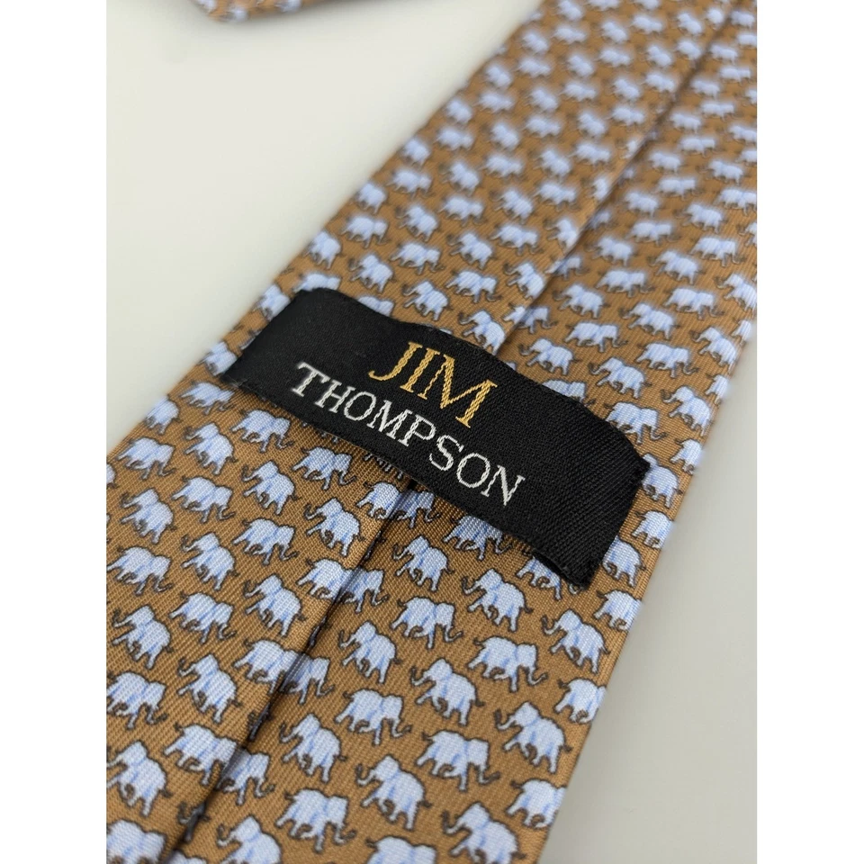 Corbata de seda para hombre Jim Thompson estampado de elefante tostado elegante clásica Foto 3 de 4