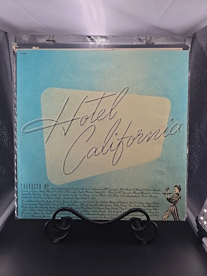 The Eagles Vinyl Hotel California LP 1976 7E-1084 1st Santa Maria Press  VG+/VG - Image 4 of 4