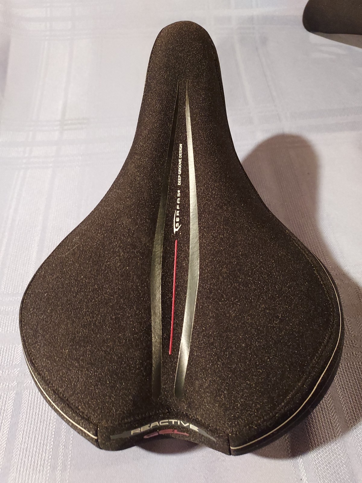 Bicycle Seat By Serfas, Gel, New,  #LS-100, Black