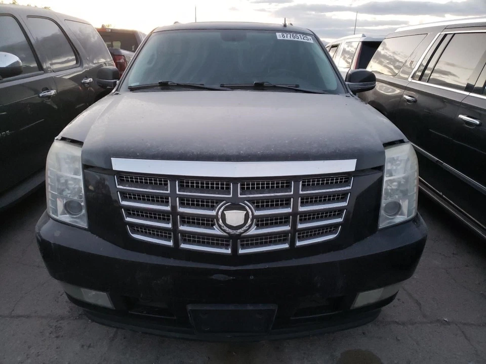 Used Liftgate Control Module fits: 2010 Cadillac Escalade Door LH rear quarter p - Image 2 of 4