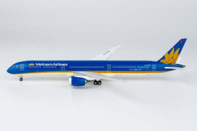 Vietnam Airlines Boeing 787-10 VN-A874 NG Model 56012 Scale 1:400