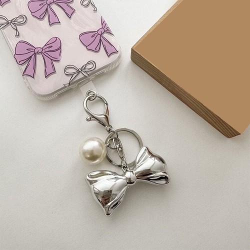 Delicate Bowknot Keyrings with Pearls Pendant Trendy Gray Beaded Heart Key Chain - 第 4/11 張圖片
