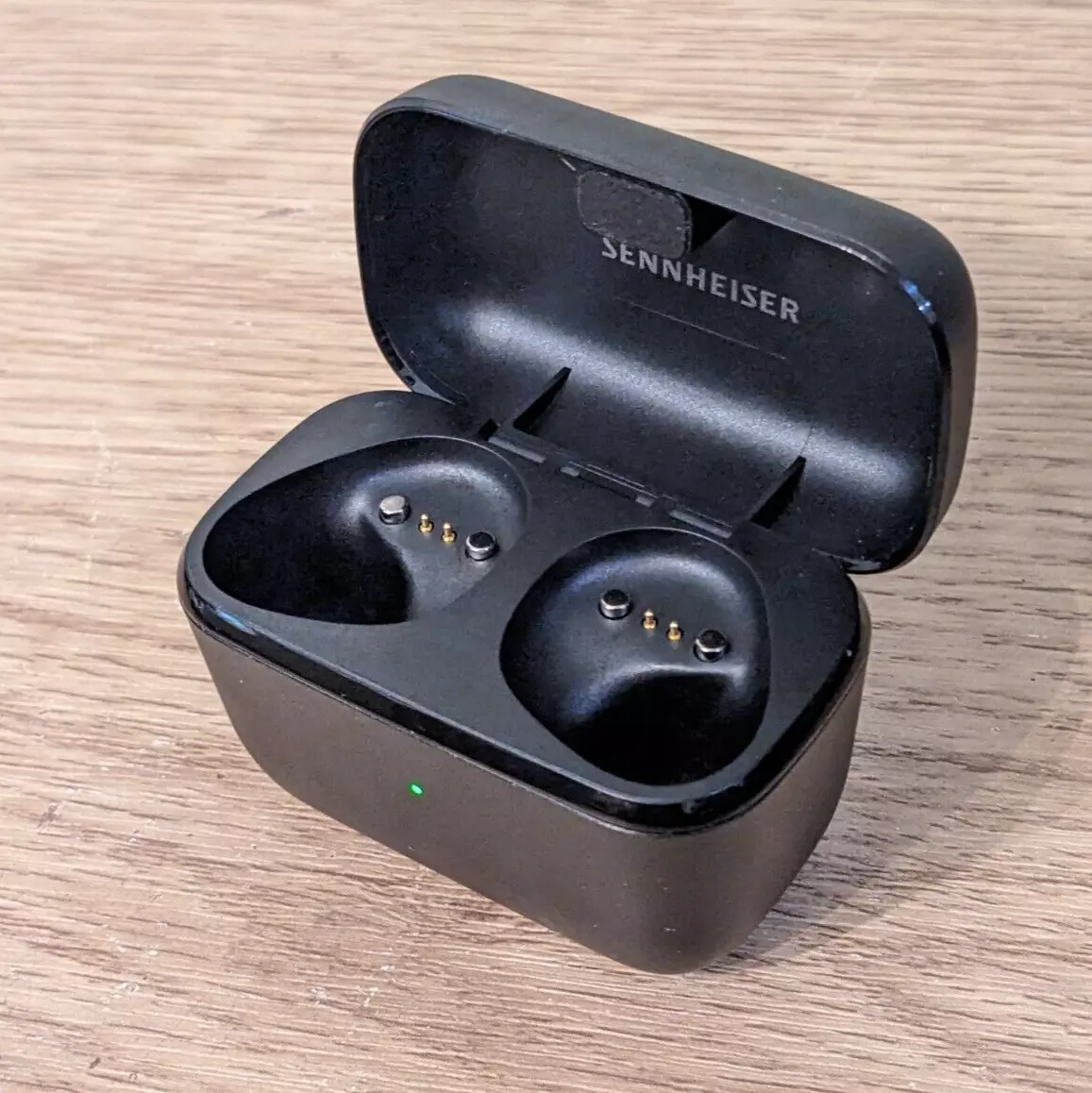 True wireless charging case hot sale