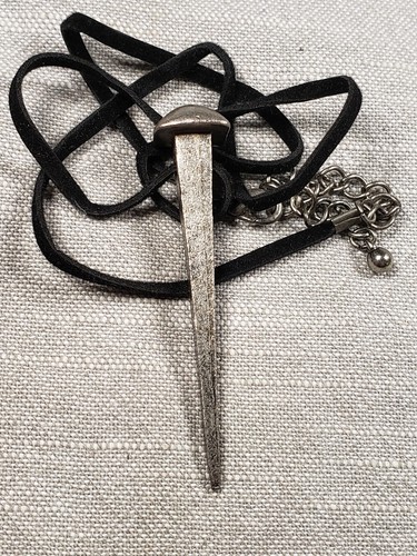 Beautiful Necklace Pendant Crucifixion Nail Religious Christian Gift C25