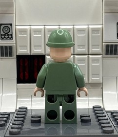 LEGO Russian Guard 1 Minifigure Indiana Jones iaj013 7626 7628 7627