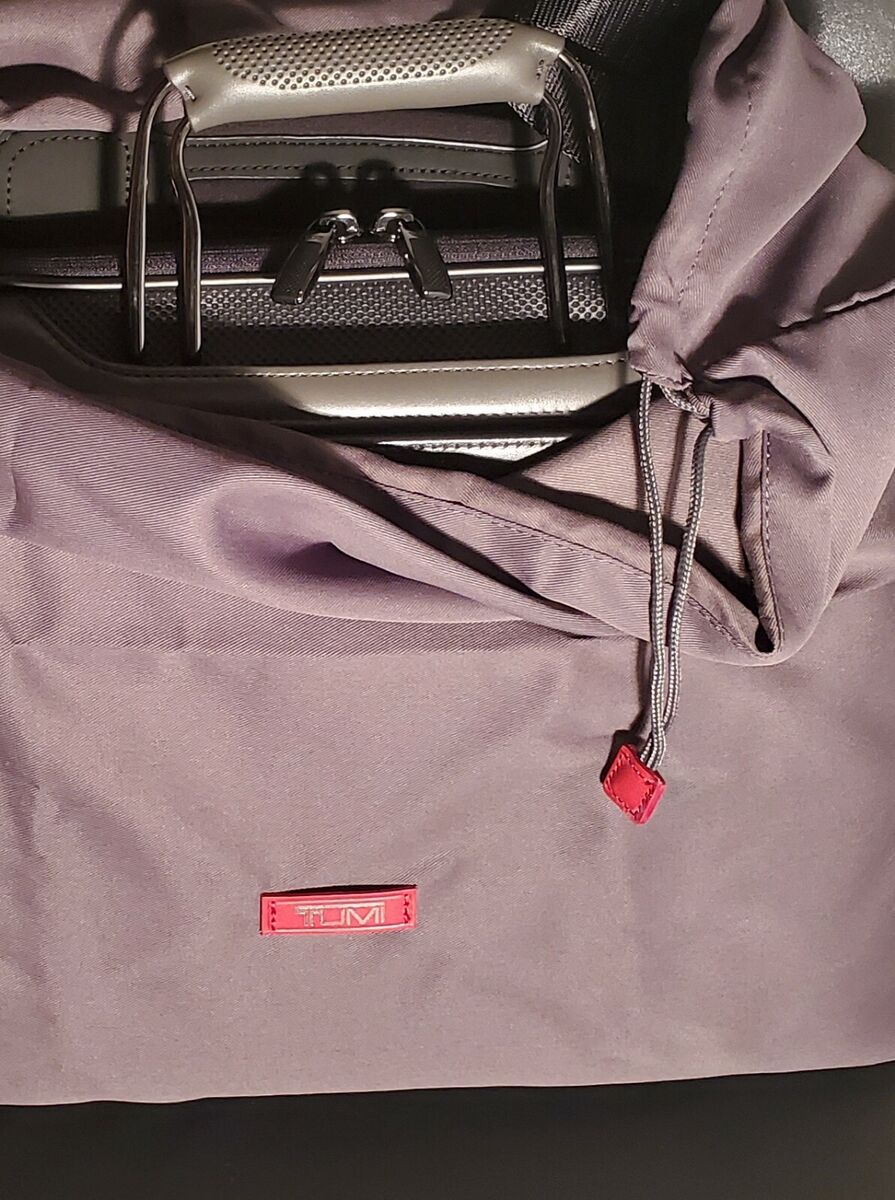 NWT Tumi Arrive Exclusive Hannover Slim Leather Briefcase NWT Tumi Arrive Exclusive Hannover Slim Leather Briefcase