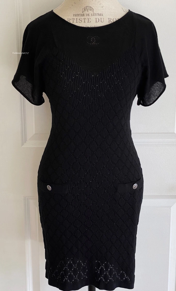 $2350 CHANEL 20P BLACK KNIT QUILTED CC LOGO DRESS 38