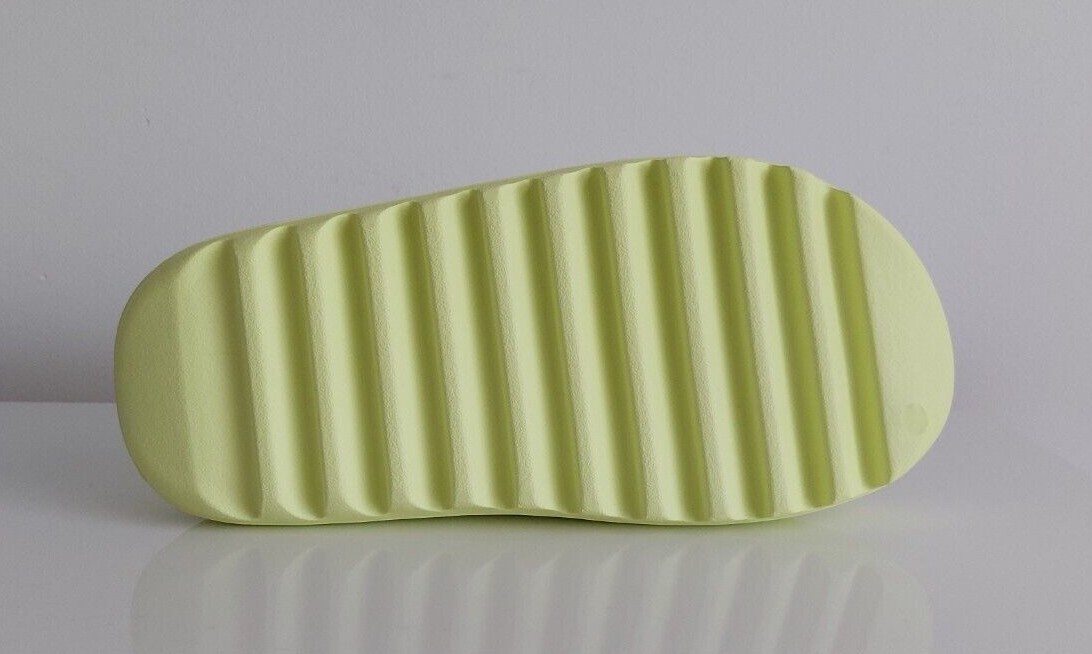 adidas Yeezy Slide Glow Green HQ6447 Mens Size us 4 uk 4 eu 37 thumbnail 7