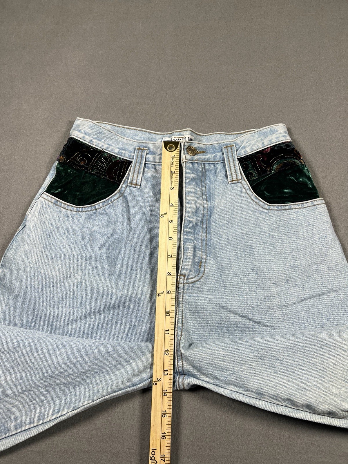 Vintage 1990s Basic Blues Patchwork Light Wash De… - image 9