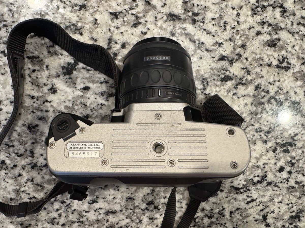 Pentax ZX-50 35mm SLR Film Camera Built-in Flash Date Imprint