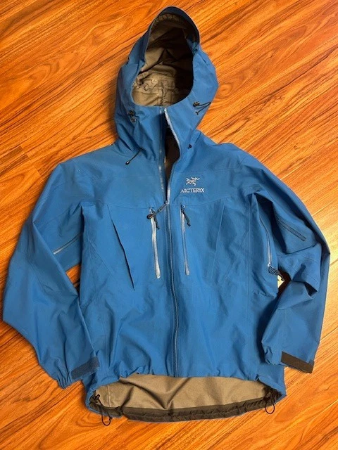Arc'teryx Arc'teryx Alpha SV Jackets for Men for Sale - Shop New