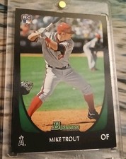 2011 BOWMAN MIKE TROUT RC #101 LA ANGELS    * READ DESCRIPTION *
