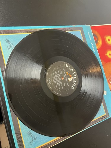 Vintage Elvis Capitol Records 2 Pc Vinyl Volume 3 Golden Used No Sleeves RCA - Picture 5 of 14