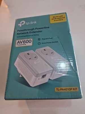 TP-LINK (TL-PA4010P KIT) AV600 Powerline 