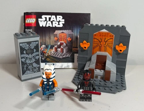 LEGO Star Wars 75310 Duel on Mandalore with Instructions, and Minifigures
