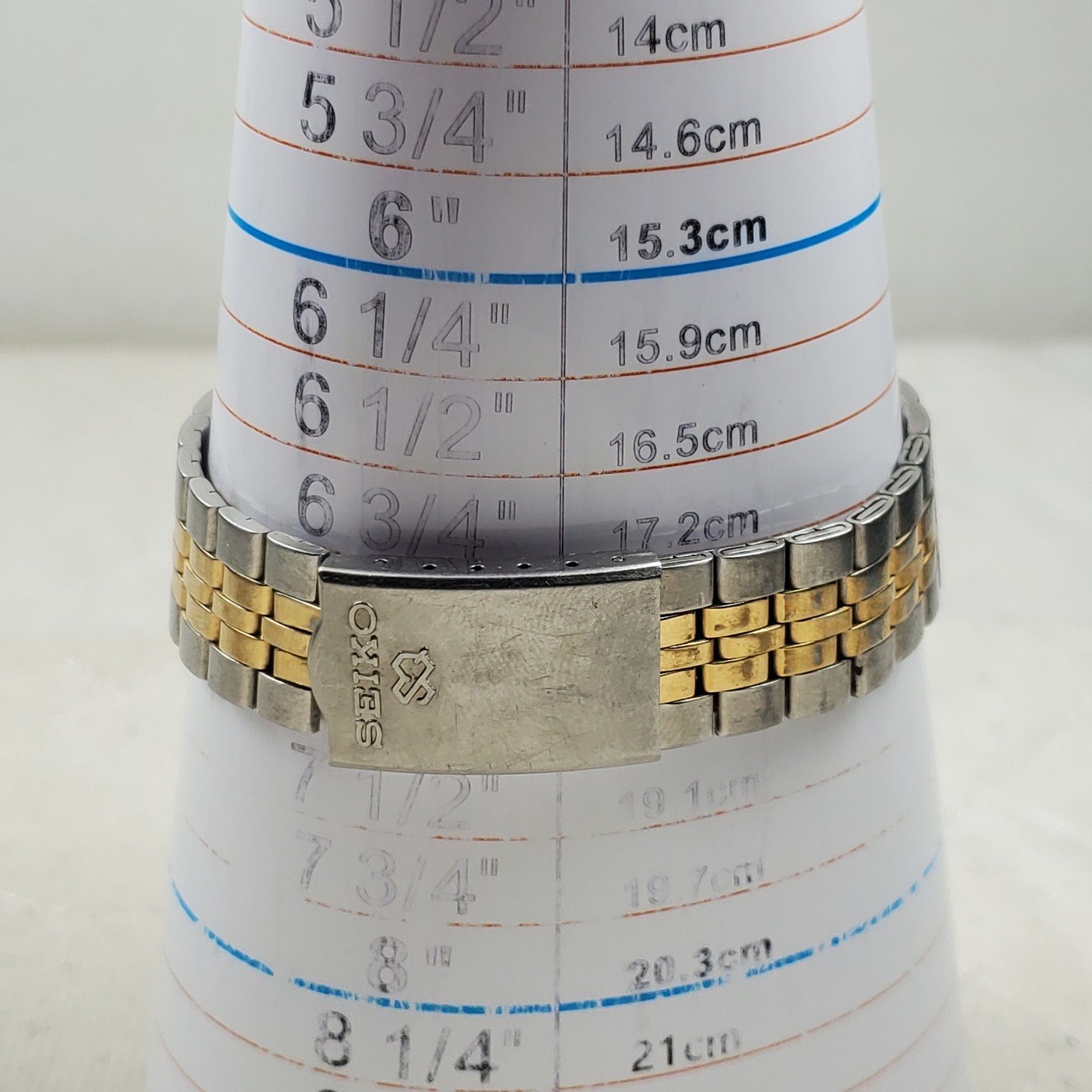 VINTAGE SEIKO SQ QUARTZ 5Y23-8040 DAY/DATE TWO-TONE/GRAY JAPAN MEN'S WATCH image 8