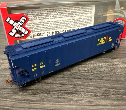 Scaletrains HO Scale SXT31175 PS-2CD 4785cf Covered Hopper Golden West Svc - Picture 3 of 3