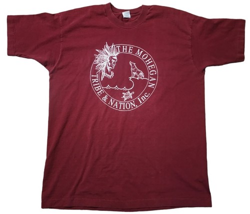 The Mohegan Tribe & Nation Vintage 1992 Single Stitch Dark Red T Shirt Made USA - 第 1/6 張圖片