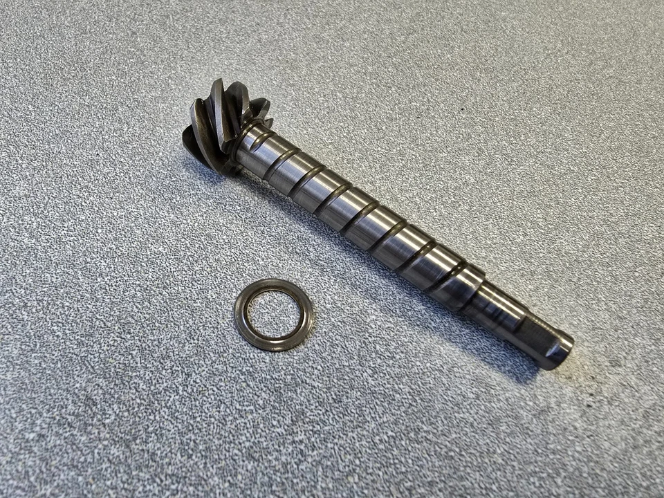 MUY BONITO USADO ORIGINAL PORSCHE 356A 356B TACÓMETRO TRANSMISIÓN PIÑÓN EJE NLA Foto 2 de 4