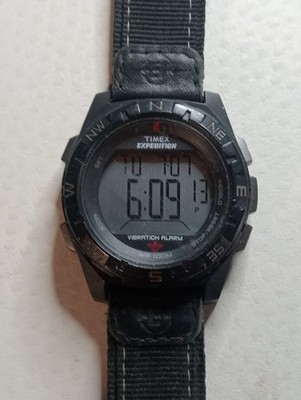 Herren Timex Expedition Digitaluhr funktioniert Batterie in gebrauchtem Zustand