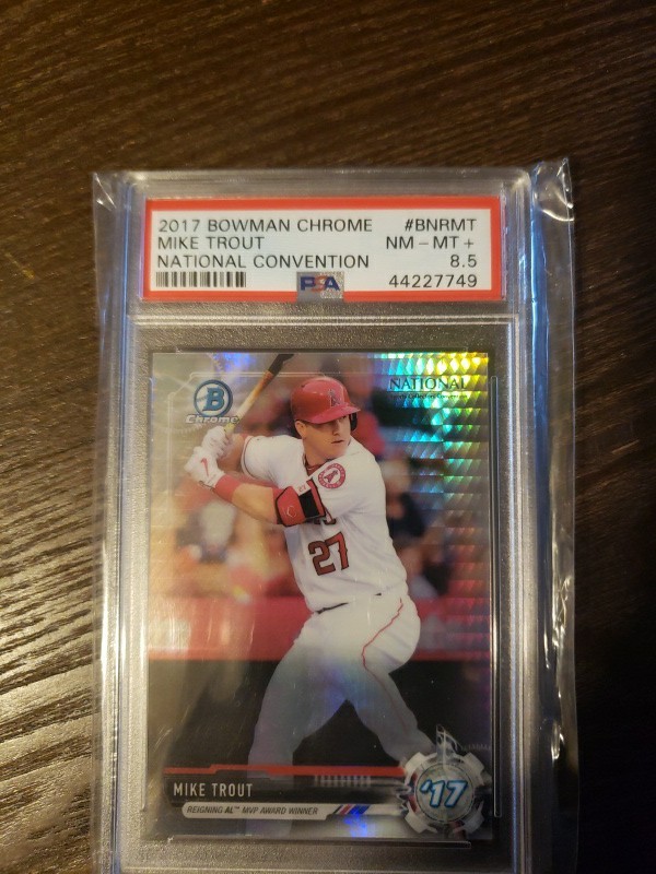 Mike Trout 2017 Bowman Chrome National Convention Prism Refractor #BNRMT PSA 8.5