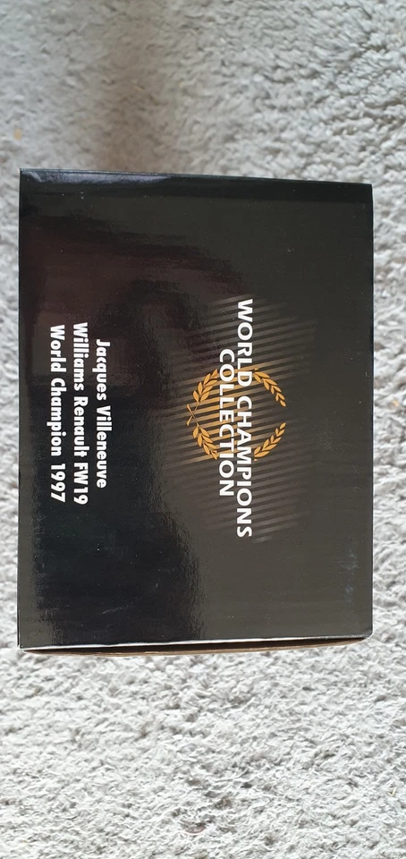 Minichamps 1:18 186 970003 Jacques Villeneuve Williams Renault FW19 1997 WC F1 - Image 4 of 4