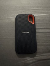 SanDisk Extreme 1TB USB-C Portable External SSD SDSSDE61-1T00